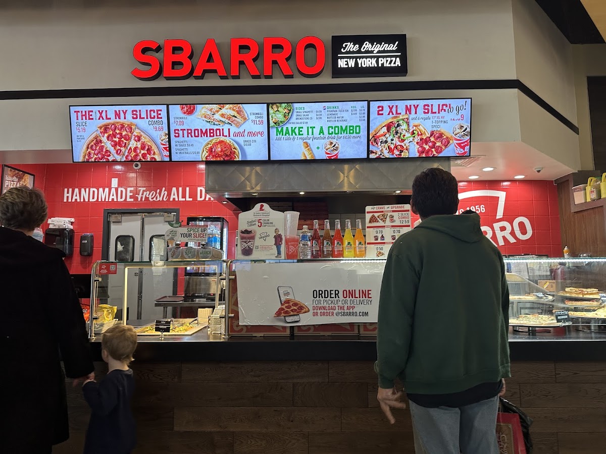 Sbarro Fashion Place